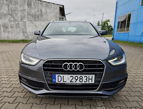 Audi A4 cena 54999 przebieg: 233000, rok produkcji 2015 z Wyszogród małe 529